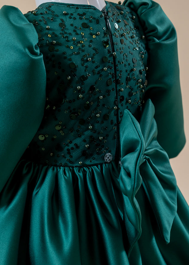 Set Botez Olivia 4 Piese Rochie Trusou Lumanare si Cufar Personalizat Botez AnneBebe