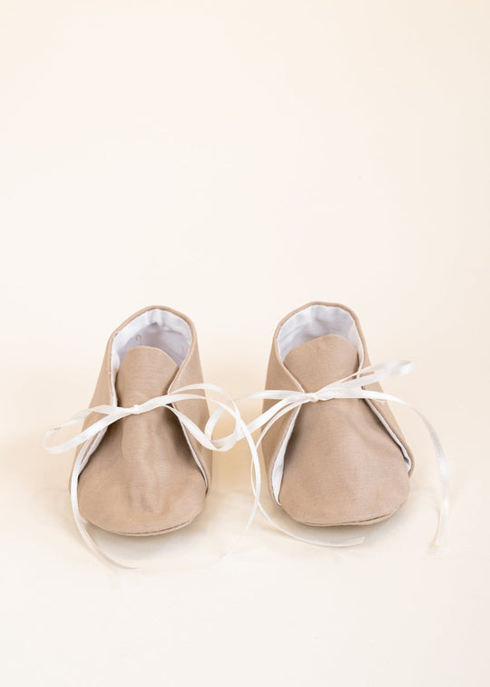 Pantofi de Ceremonie Cappuccino cu Snur Satinat pentru Baieti – AnneBebe