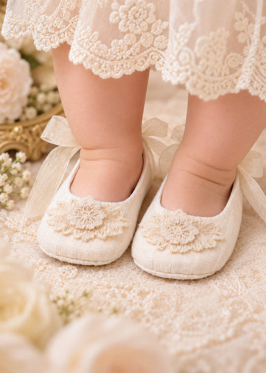 Balerini din Tul Capucino cu Floare pentru Bebelusi Fete – AnneBebe