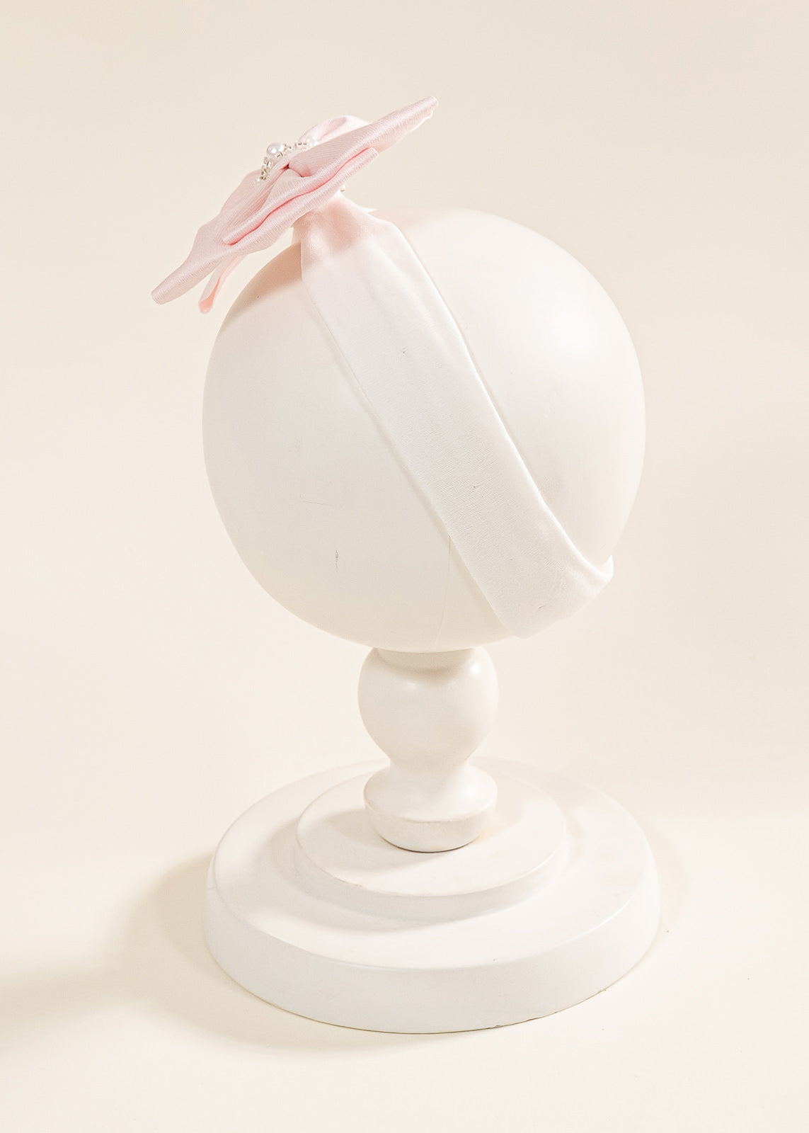 Bentita Eleganta Amaryllis Funda Tafta Roz Accesoriu Perlute AnneBebe