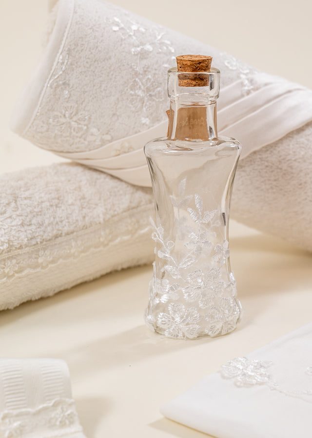 Set Botez Florina 3 Piese Lumanare Trusou si Cufar Personalizate AnneBebe