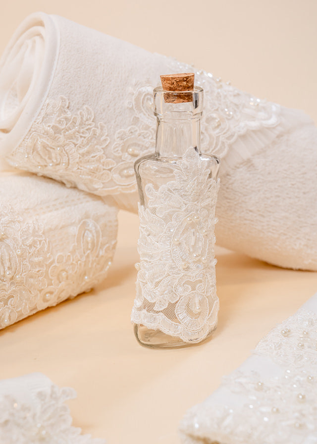 Set Botez Anais 3 Piese,  Rochie, Trusou si Lumanare Personalizat Botez AnneBebe