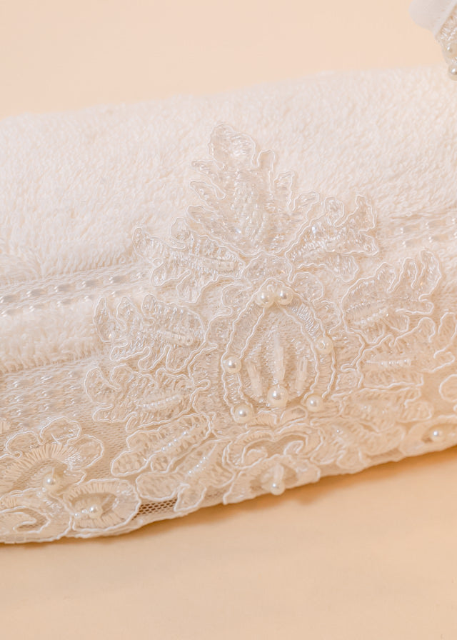 Set Botez Anais 3 Piese,  Rochie, Trusou si Lumanare Personalizat Botez AnneBebe