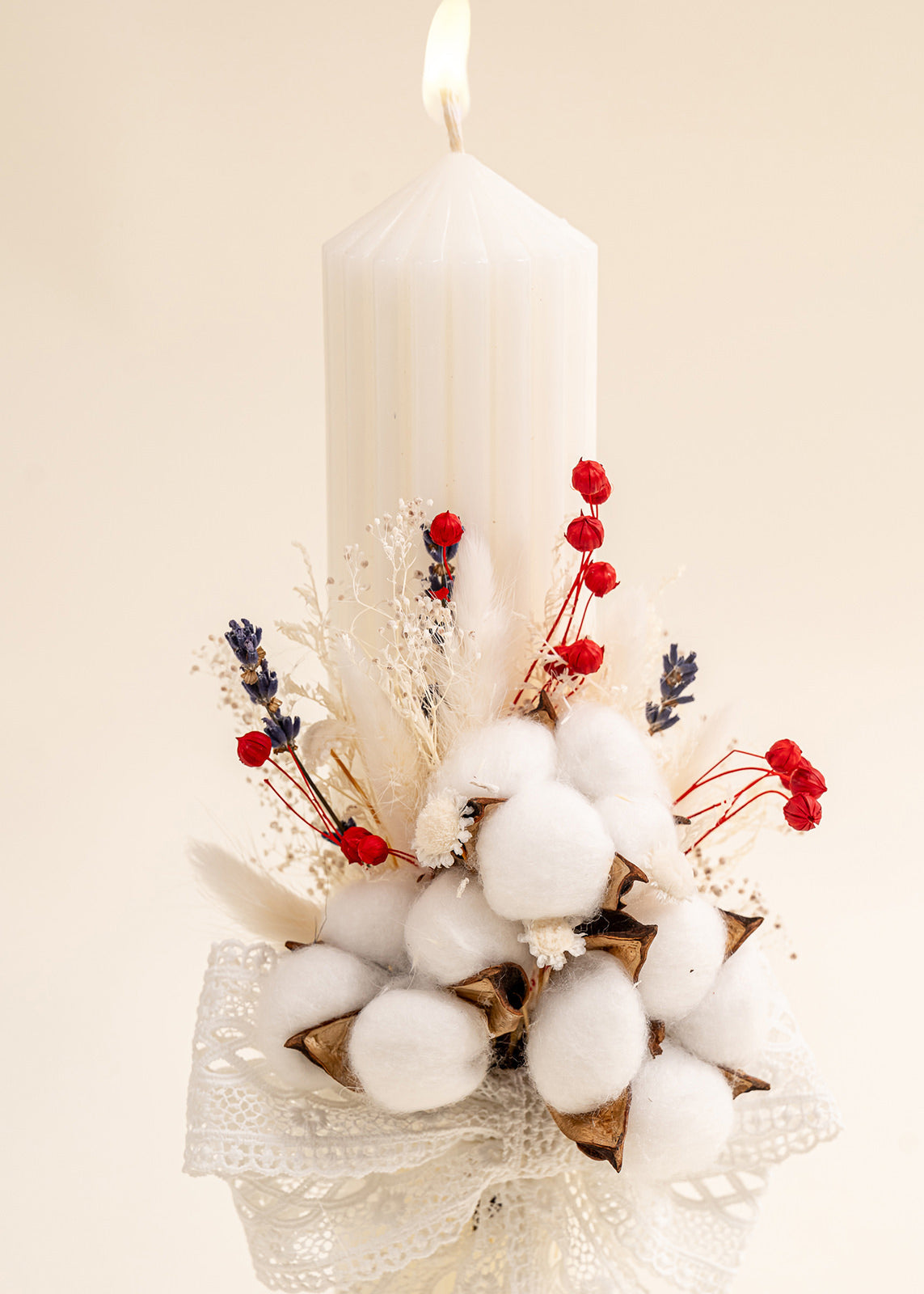 Lumanare Brandusa Flori Si Funda Dantela Bumbac Crem AnneBebe