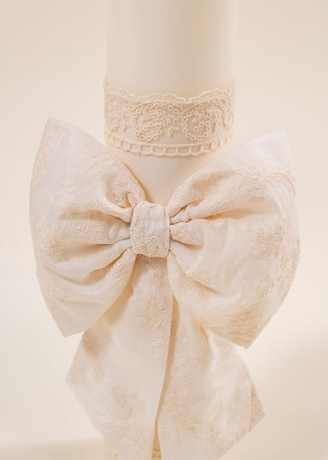 Set Botez Dorina 4 Piese Rochie Trusou Lumanare si Cufar Personalizat Botez AnneBebe