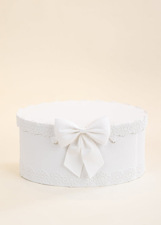 Cufar Andra Oval Crem Dantela Rozete Si Funda In Pe Lateral AnneBebe