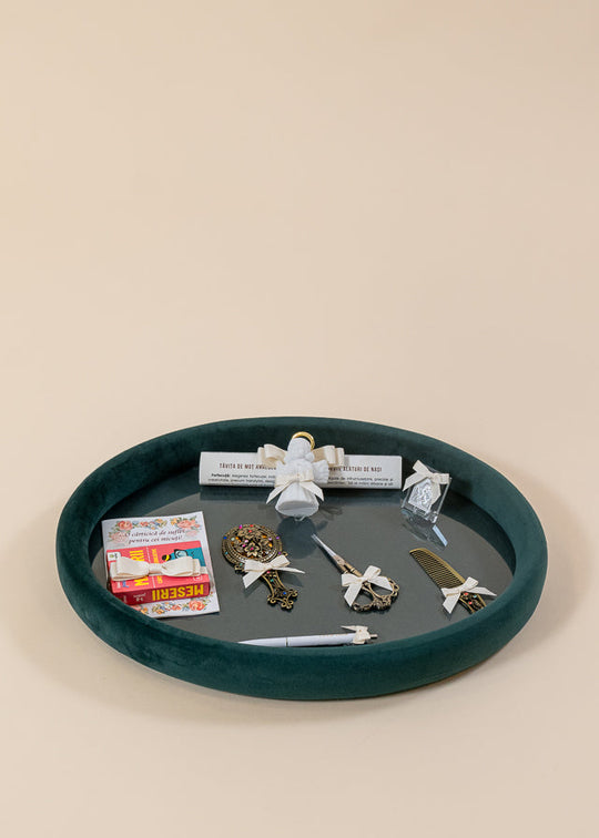 AnneBebe Green Motif Cutting Tray Set