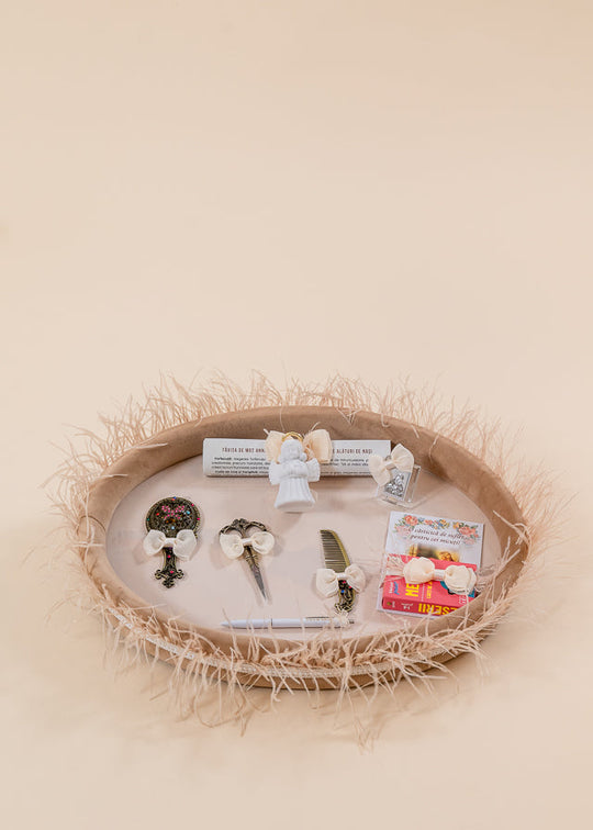 Mot and Cake Tray Beige Velvet With Flakes and Pearls AnneBebe