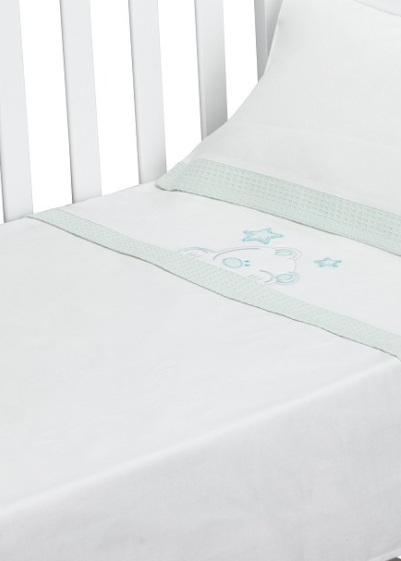 Set Lenjerie Patut 3 Piese Alb-Verde cu Ursulet si Stelute D3185-62 InterBaby