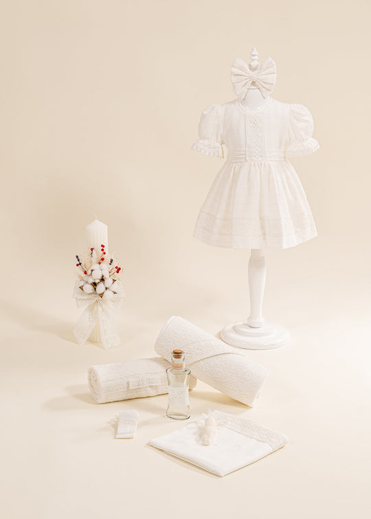 Set Botez Brandusa 3 Piese, Rochie, Trusou si Lumanare Personalizat Botez AnneBebe