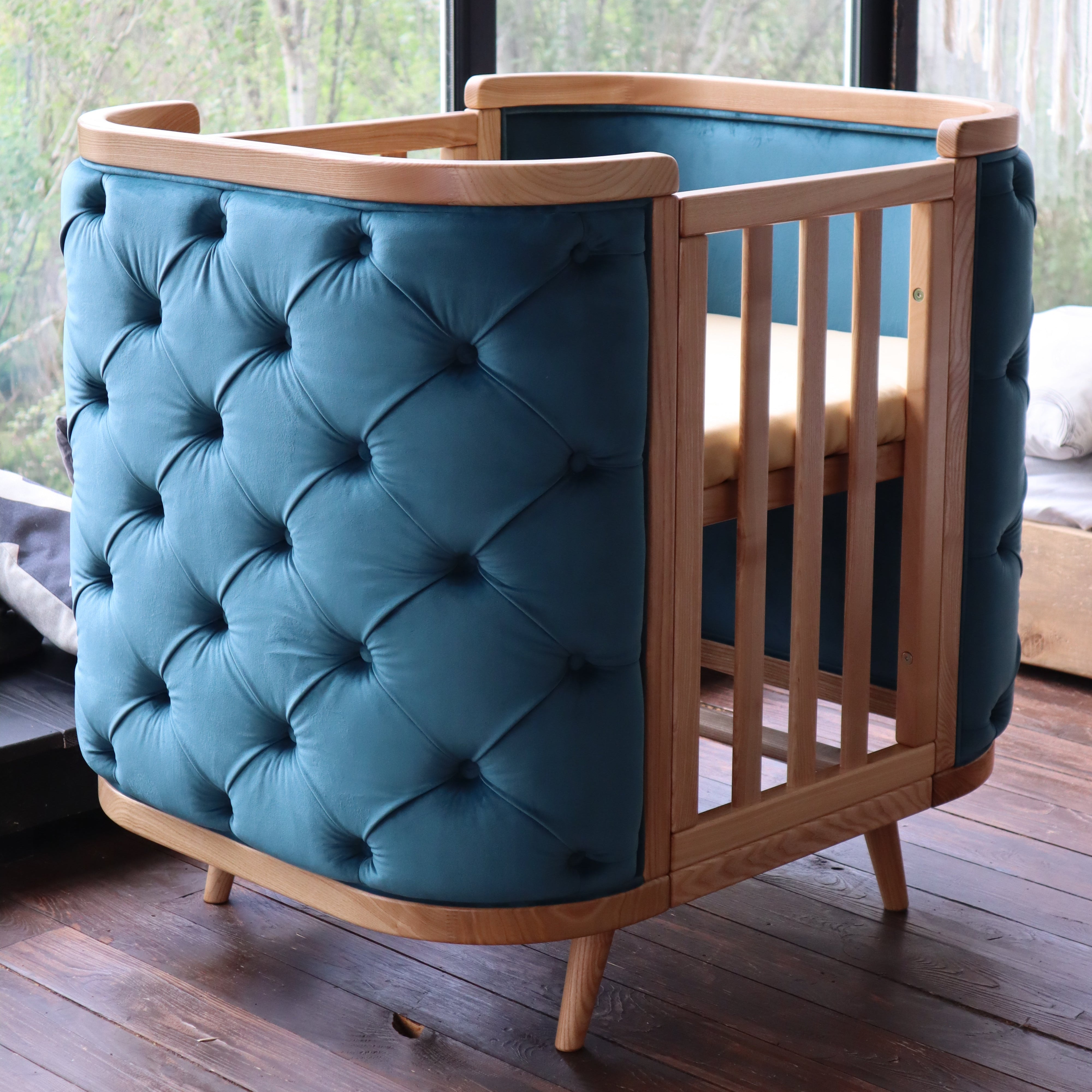 Patut bebe Capitonat Catifea Evolutiv Boho Chesterfield Alb Natur Ingvart