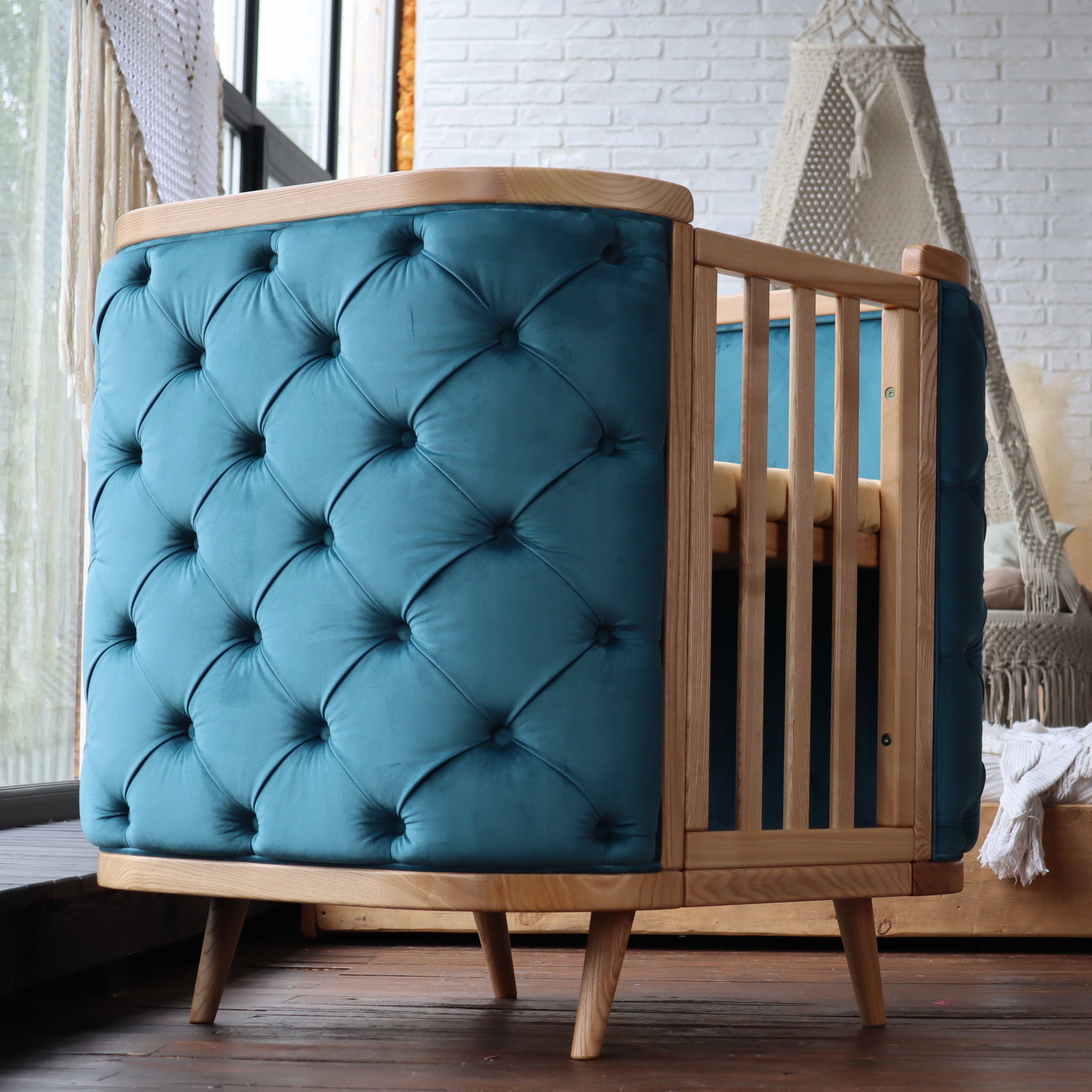 Patut bebe Capitonat Catifea Evolutiv Boho Chesterfield Alb Natur Ingvart