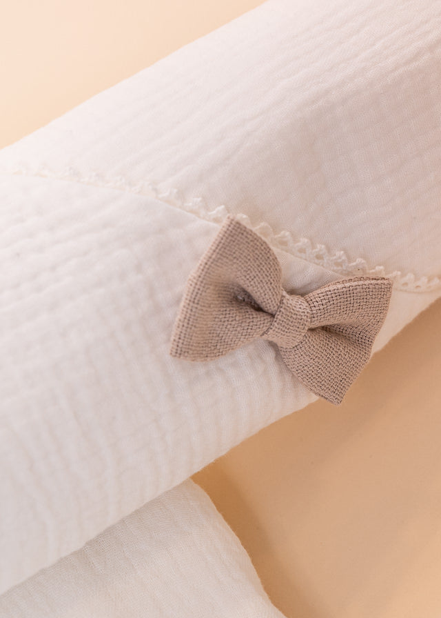 Trusou Radu Cream Muslin Nasturas AnneBebe