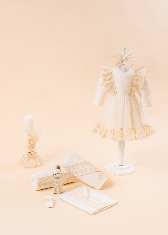 Set Botez Ilona 3 Piese, Rochita, Trusou si Lumanare AnneBebe