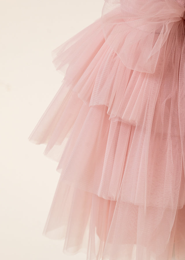 Rochie Ceremonie Roz Pudra Bust Paiete cu Volane din Tulle L7013 Lugu