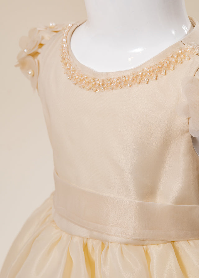 Rochie Ceremonie din Organza Bej cu Maneca Scurta L7002 Lugu