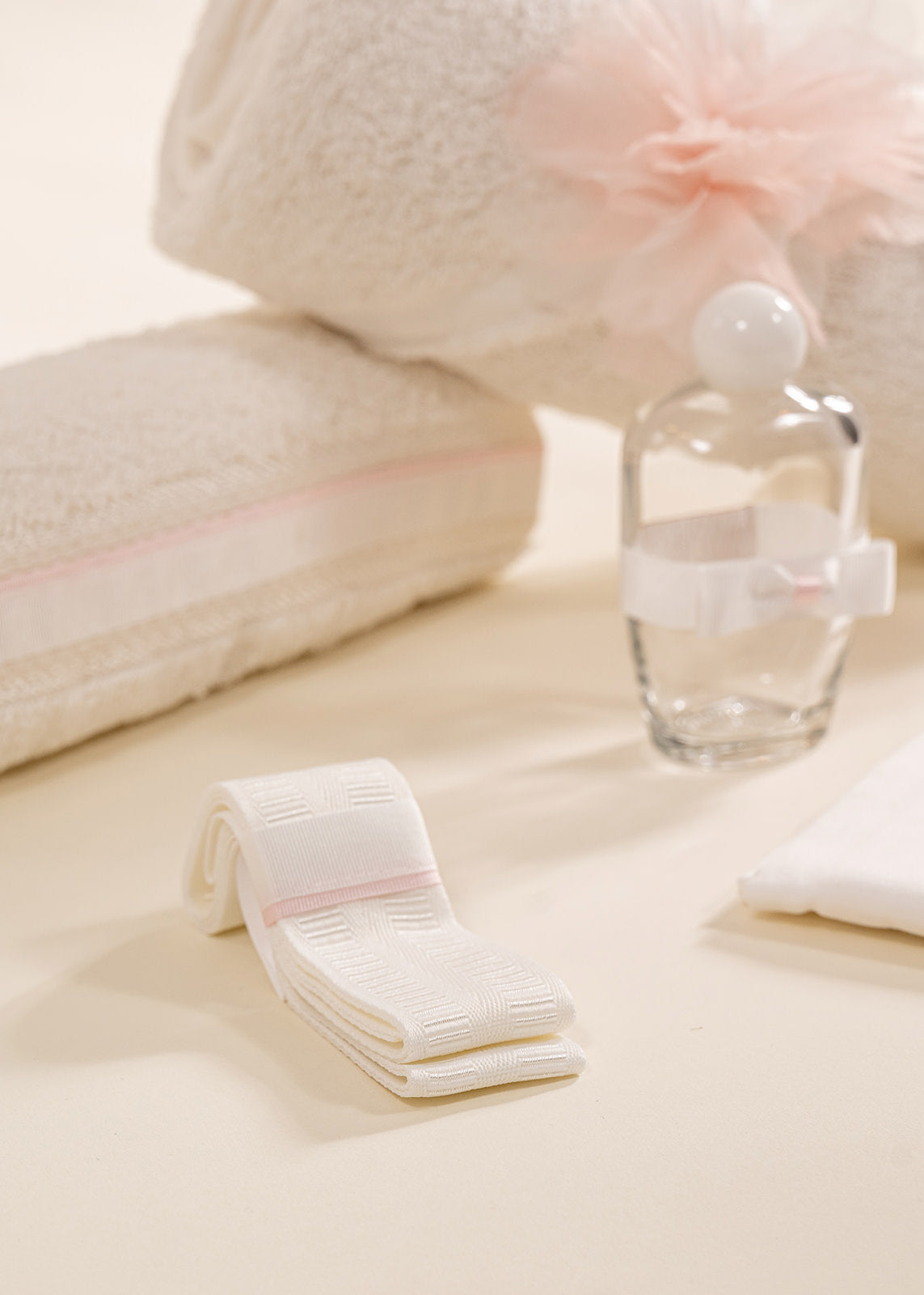 Set Botez Mia 3 Piese, Rochie, Trusou si Lumanare Personalizat Botez AnneBebe