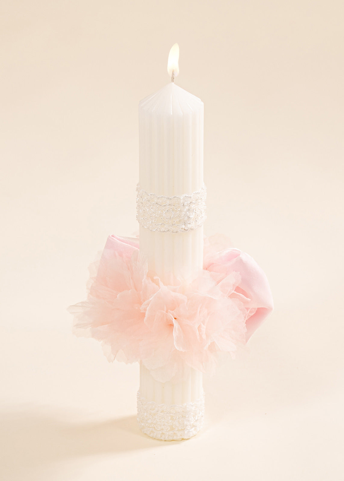 Lumanare Smaranda Funda Organza Si Flori Roz AnneBebe