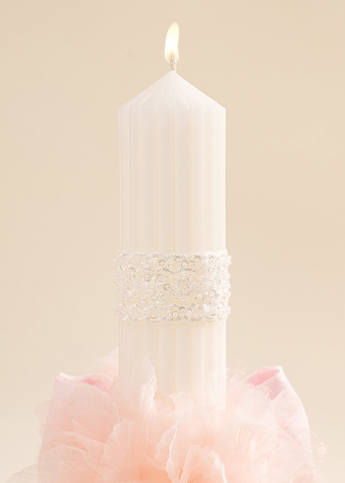 Lumanare Smaranda Funda Organza Si Flori Roz AnneBebe