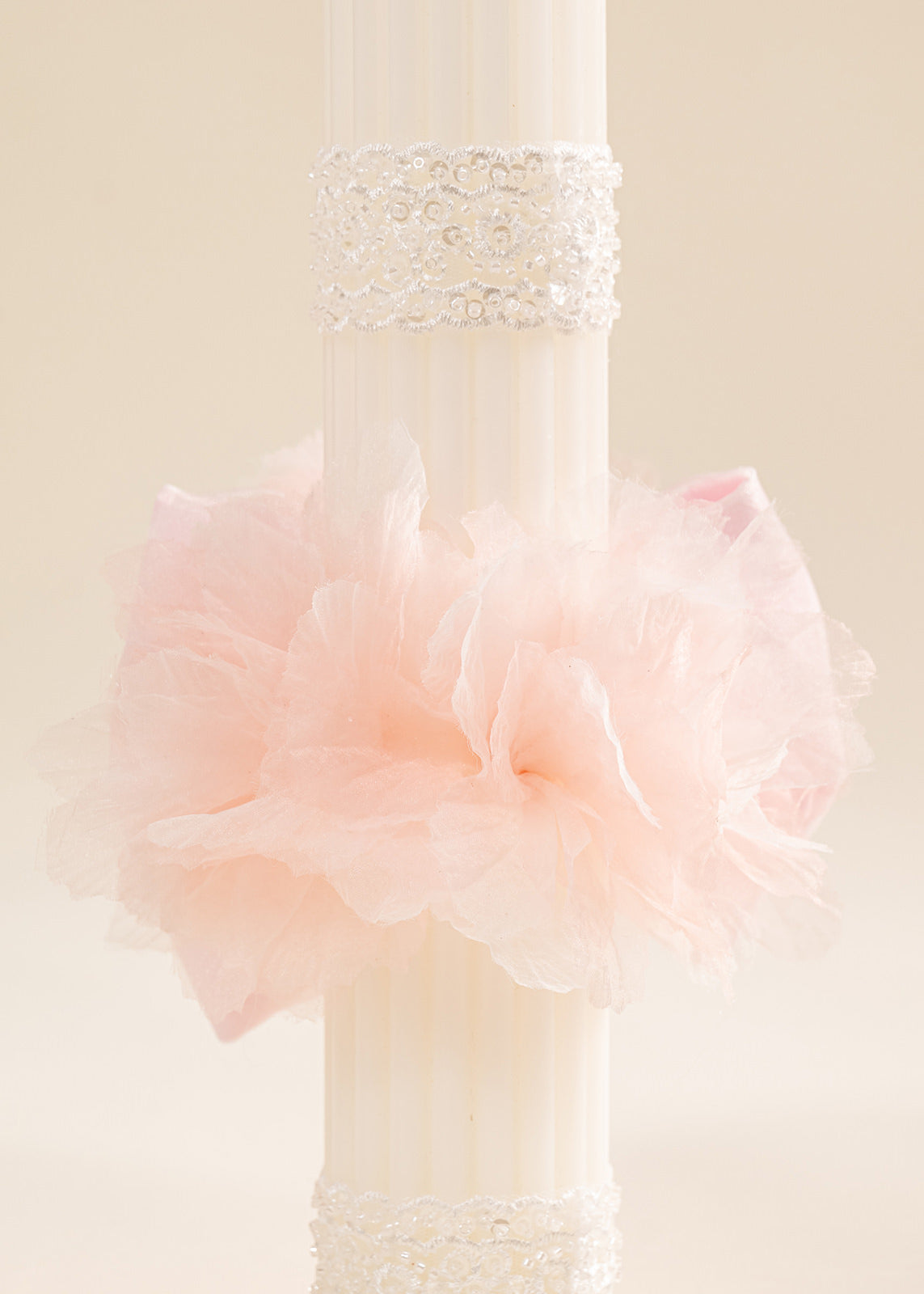 Lumanare Smaranda Funda Organza Si Flori Roz AnneBebe