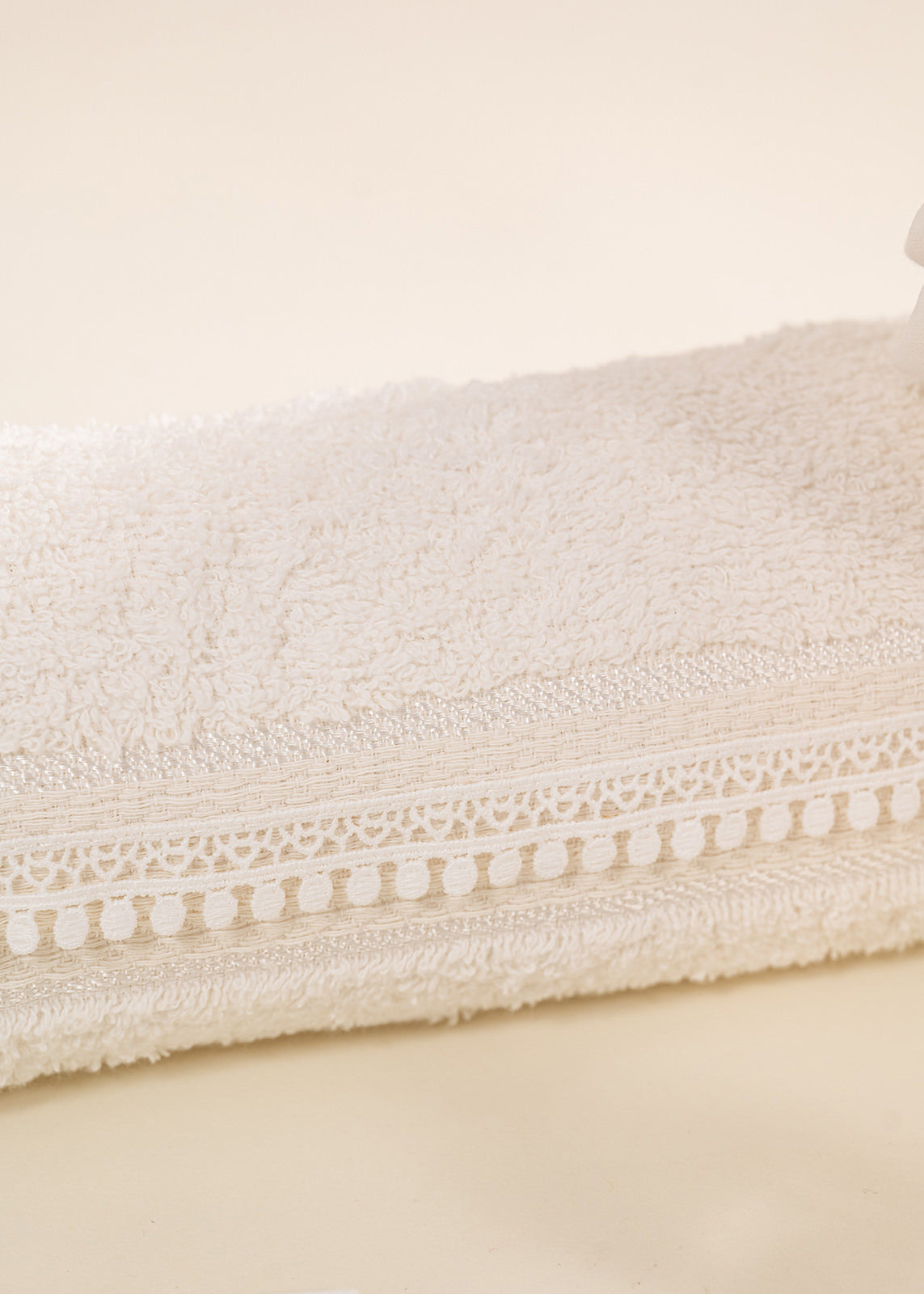 Set Botez Malina 3 Piese Lumanare Trusou si Cufar Personalizate AnneBebe