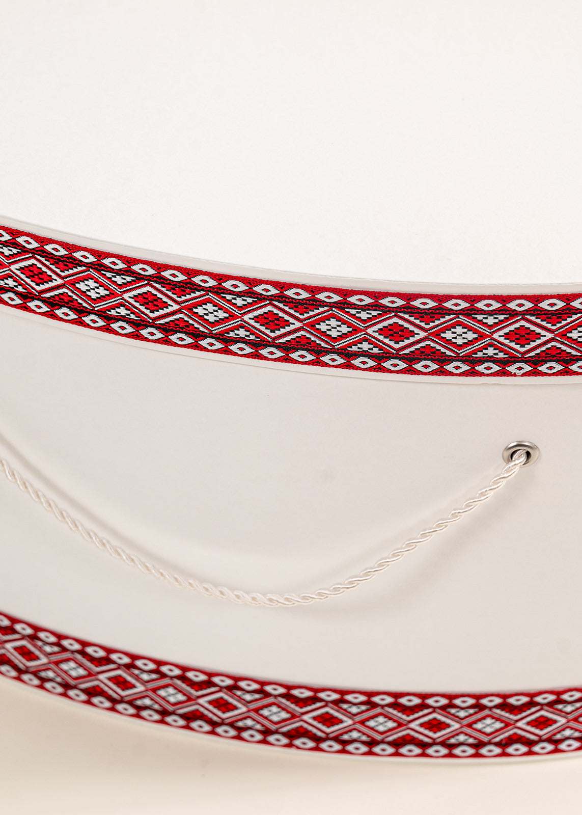 Cufar Ivan (Ava) Oval Crem Model Traditional