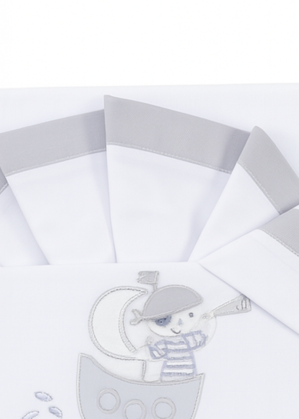 Set Lenjerie Patut 3 Piese 120x60cm & 127x63cm Gri cu Pirat D22 Andy & Helen Italia