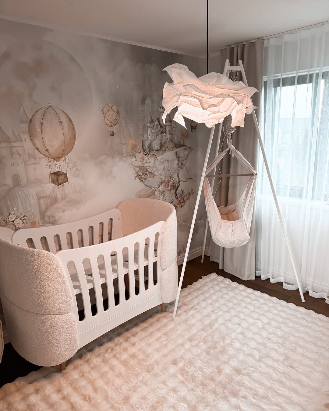 Premium Oval Convertible Crib Fly Bunny White Curly Design Quilted Fabric Loops 0-8 Years INGVART 