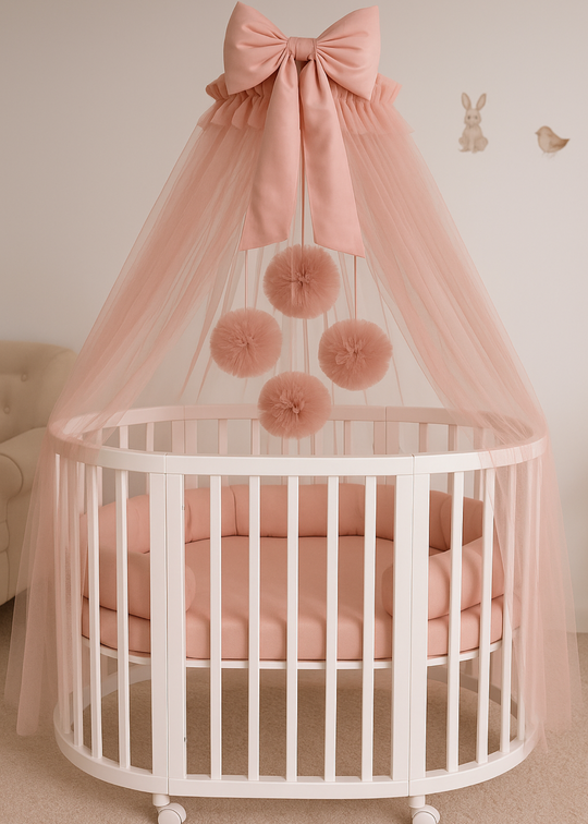 Baldachin Patut Fetite Tull Roz Pudra Cu Pompoane si Funda cu Suport Inclus AnneBebe