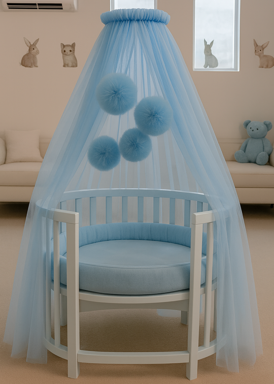 Baldachin Patut Baieti Tull Bleu Deschis Cu Pompoane cu Suport Inclus AnneBebe