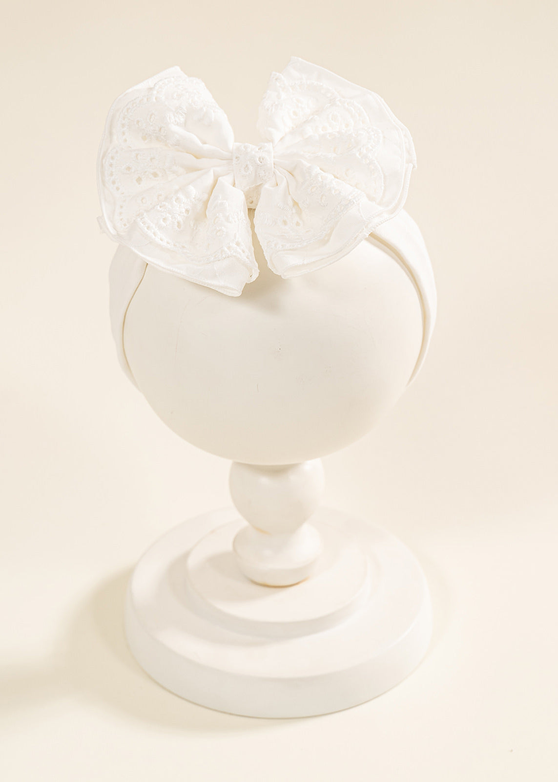 Bentita Zina Funda Crem Cu Broderie