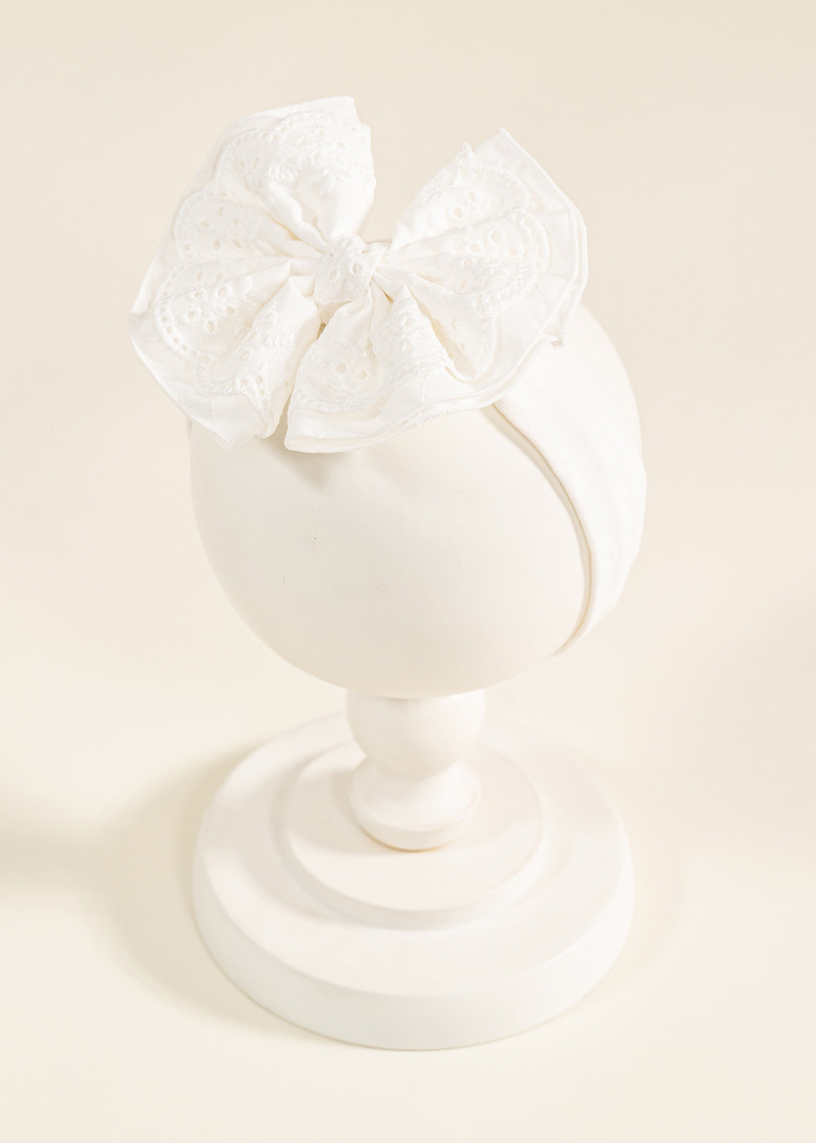 Bentita Zina Funda Crem Cu Broderie