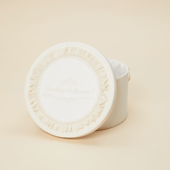 Cufar Catifea Crem Volanas Dantela Cu Drag De La Nasi Elegant Fetite AnneBebe