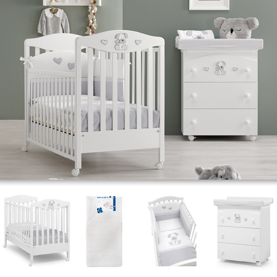 Dormitor Bebe 4 piese Lucky Patut + Saltea + Set Textil Protectie + Comoda