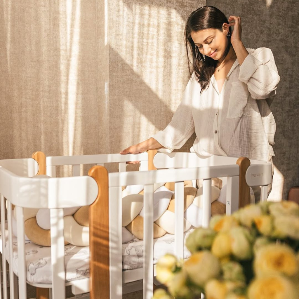 Patut Nika 60cm latime Transformabil 5in1 Alb Natural cu Bare Groase 60x95/120cm Ingvart