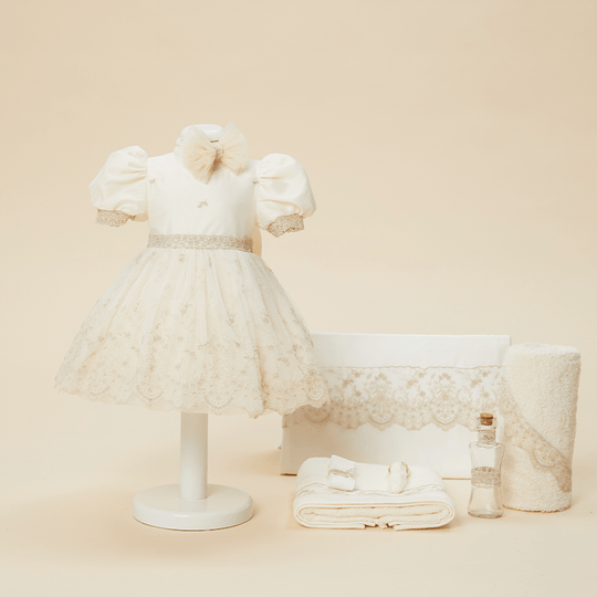 Set Botez Marta 2 Piese, Rochita si Trusou Botez Fetite AnneBebe