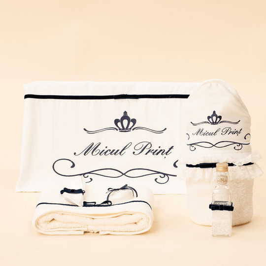 Trusou Micul Print Crem Cu Dantela Baietei AnneBebe