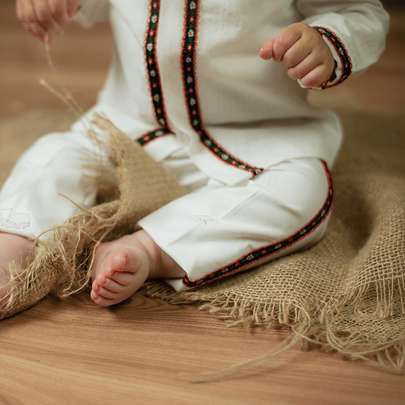 Costum Camasa & Pantalon Traditional Botez Baieti AnneBebe - Camera Bebelusului