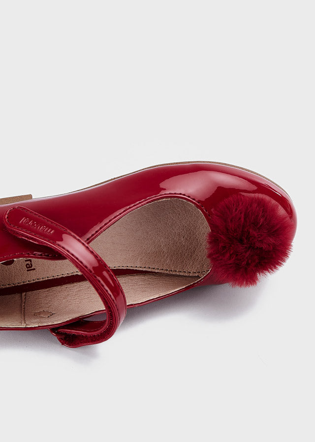 Pantofi Eleganti Fete Rosii Din Lac Cu Pampon Mayoral 42389 - Camera Bebelusului
