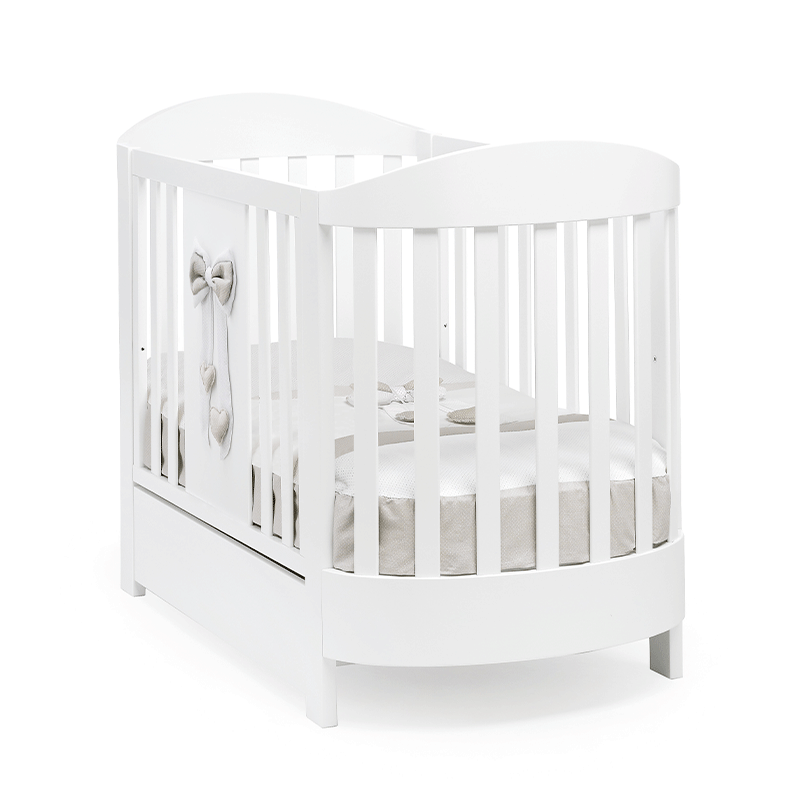 Patut bebelusi Oval Lilli alb cu saltea inclusa Design Italian Alb Lemn de Fag - Camera Bebelusului