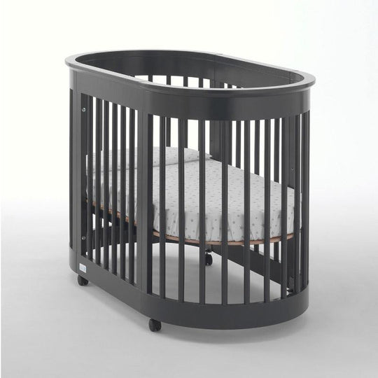 Дитяче овальне розсувне ліжечко - Olalla Black Azzurra з матрацом і постільною білизною 