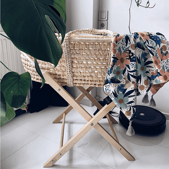 Suport Lemn Natural Simplu Pentru Cosulet Ahoj Baby